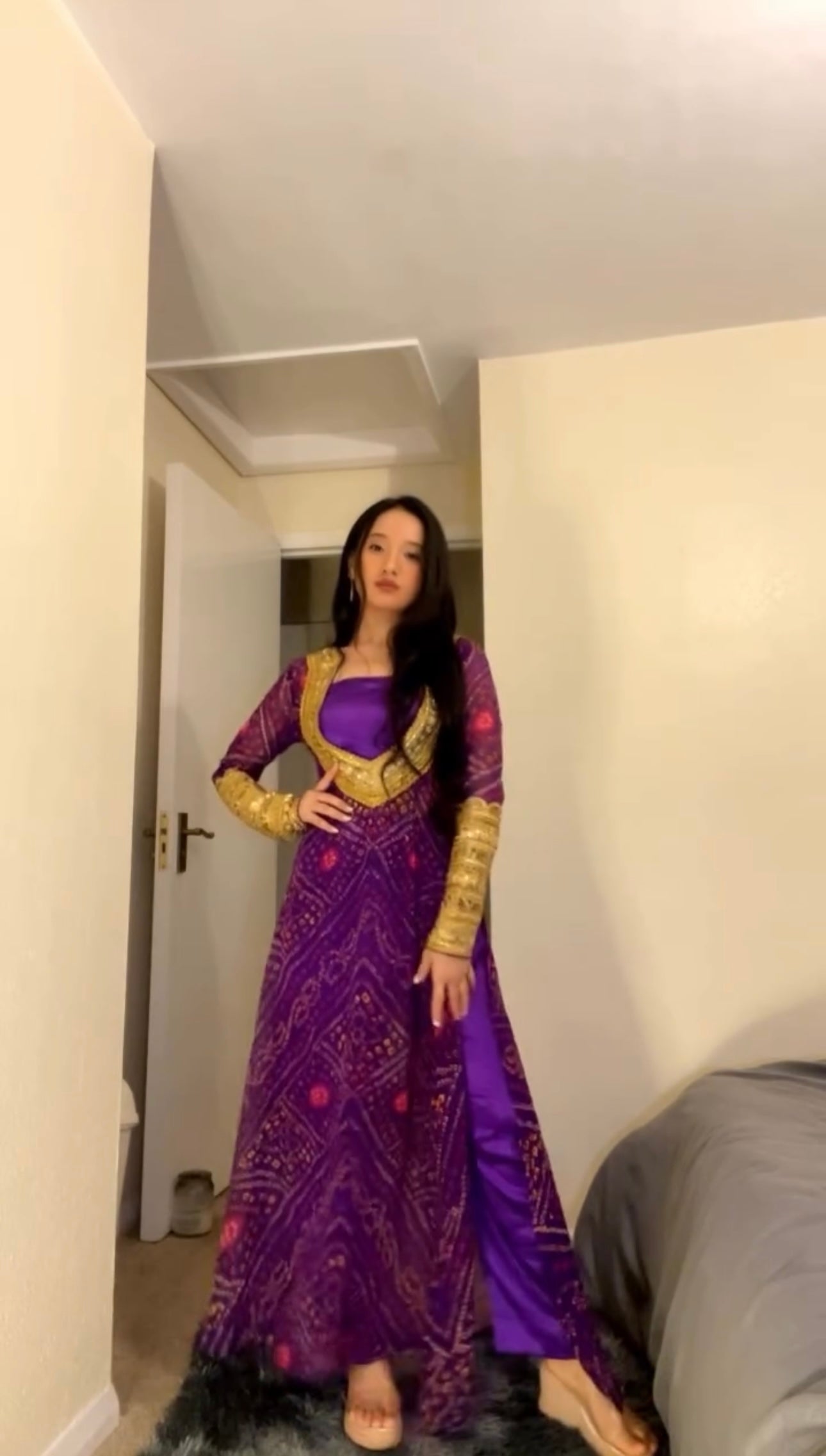 DESIGNER LOOK PARTY WEAR EMBROIDERED CO-ORD SET