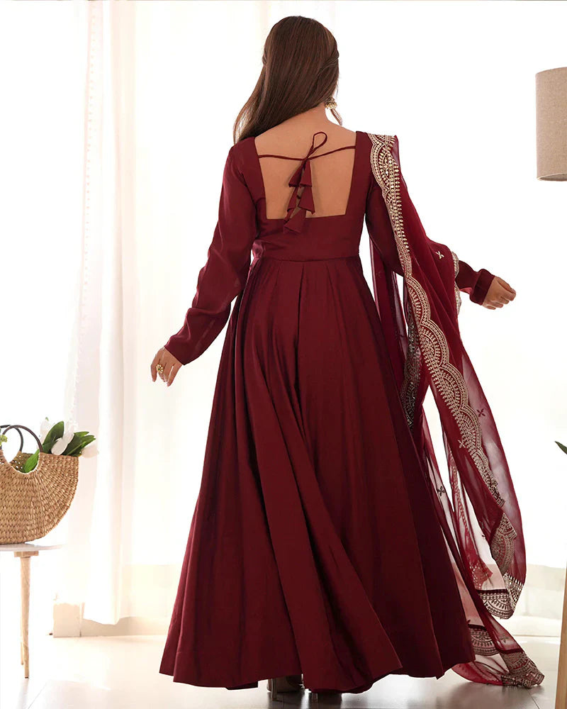 BEAUTIFUL MAROON COLOR PURE CHANDERI SILK THREE PIECE ANARKALI SUIT