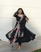 GEORGETTE BLACK COLOUR BACKLESS ANARKALI THREE PIECE SUIT