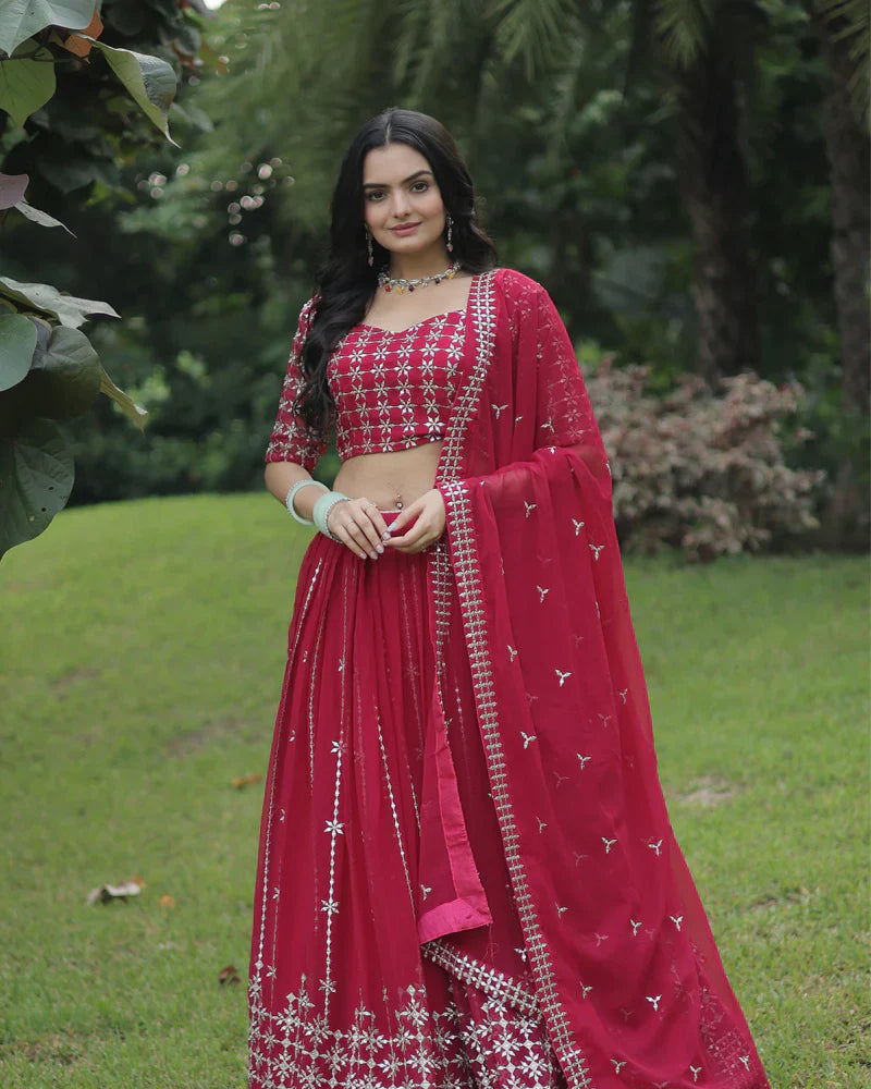PINK COLOR DESIGNING SEMI STITCHED LEHENGA CHOLI