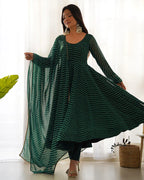 GREEN COLOR LAHERIYA PRINT GEORGETTE THREE PIECE ANARKALI SUIT