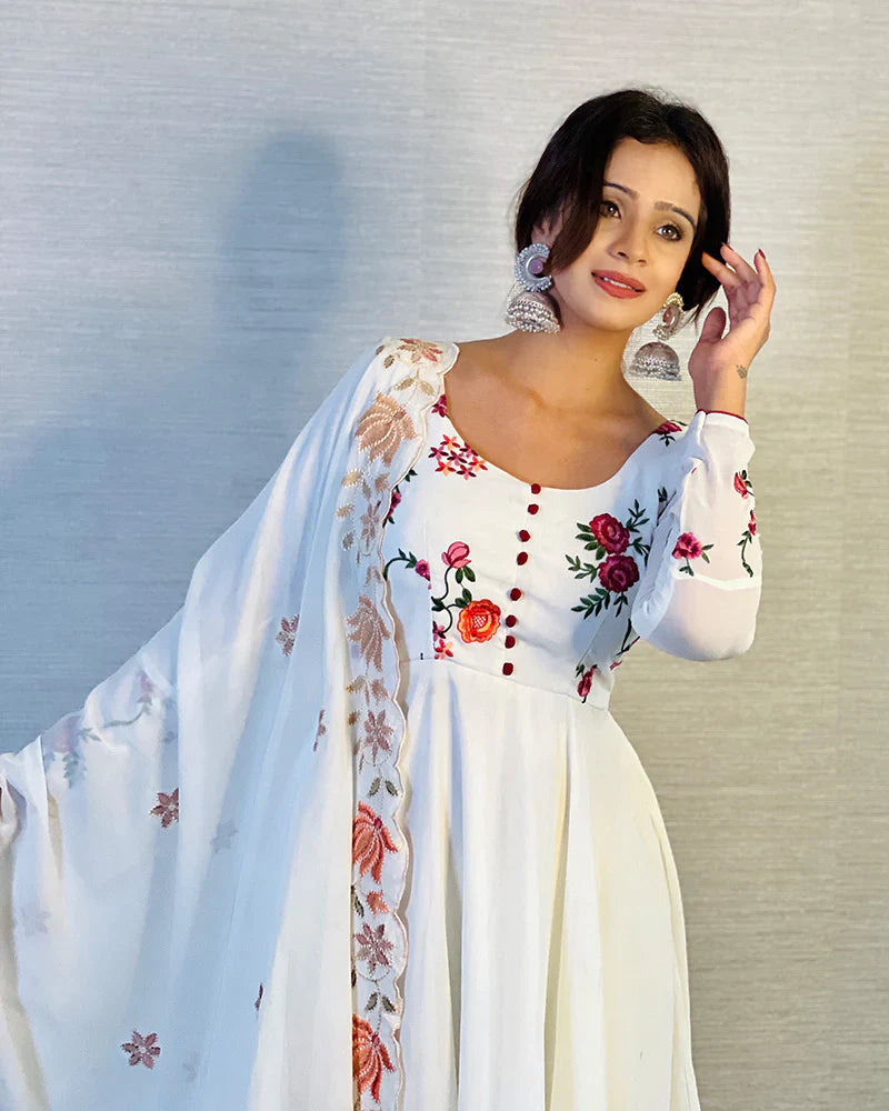 OFF WHITE FLORAL SOFT GEORGETTE THREE PIECE ANARKALI SUIT