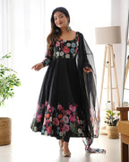 BLACK FLORAL PRINT ORGANZA THREE PIECE ANARKALI SUIT