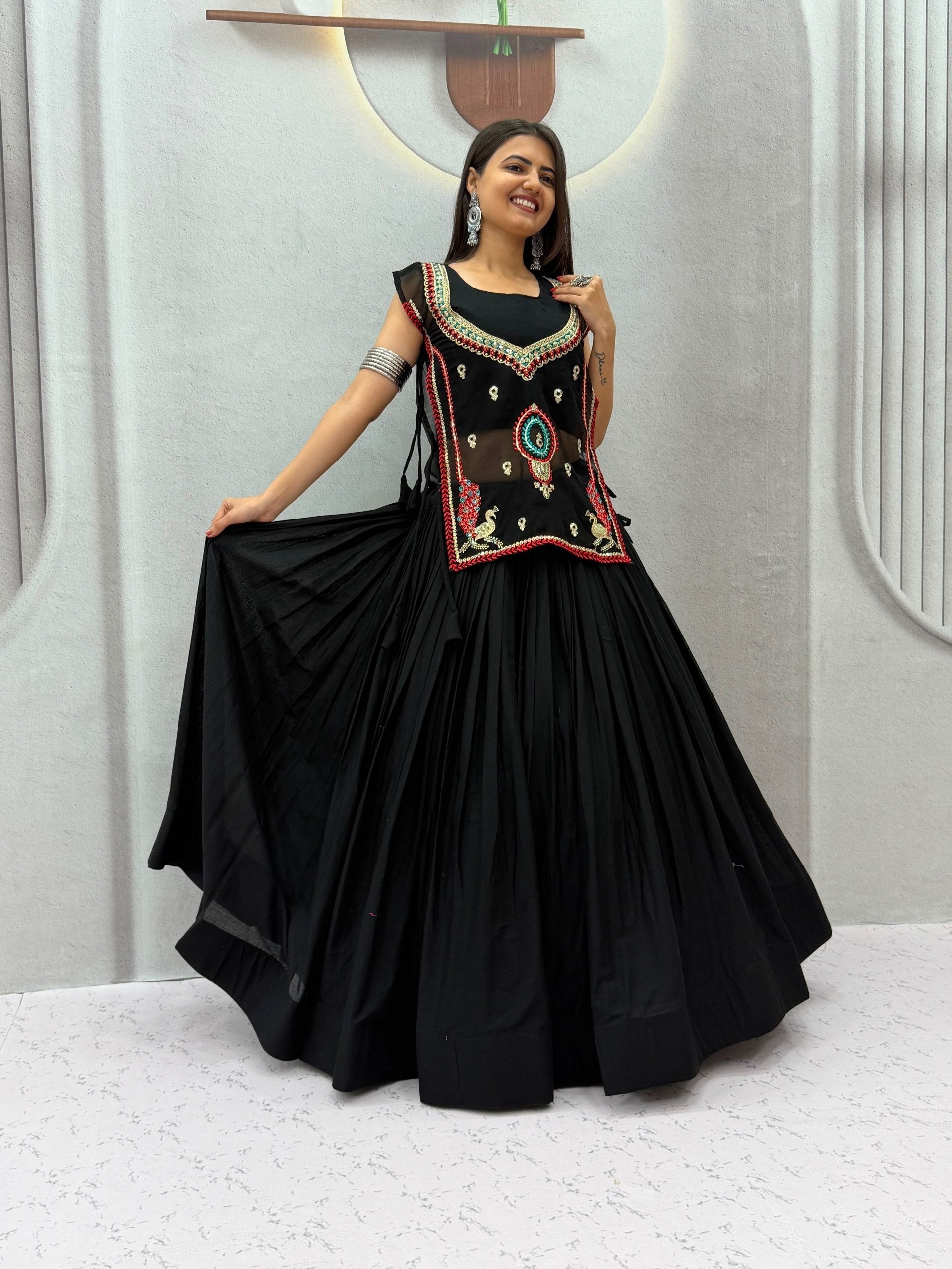 BLACK MIRROR & KUTCHI GAMTHI EMBROIDERED DESIGNER NAVRATRI LEHENGA CHOLI