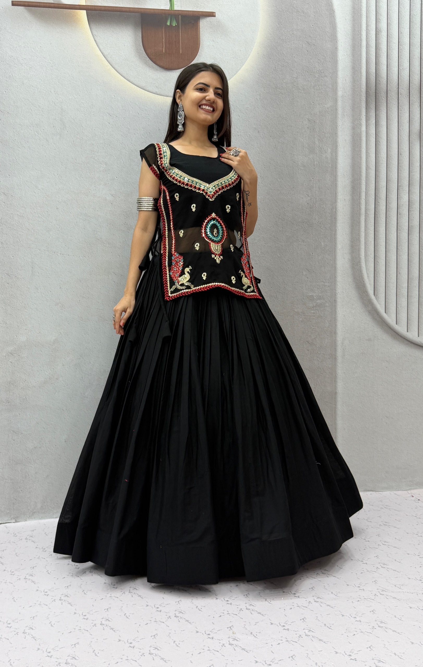BLACK MIRROR & KUTCHI GAMTHI EMBROIDERED DESIGNER NAVRATRI LEHENGA CHOLI