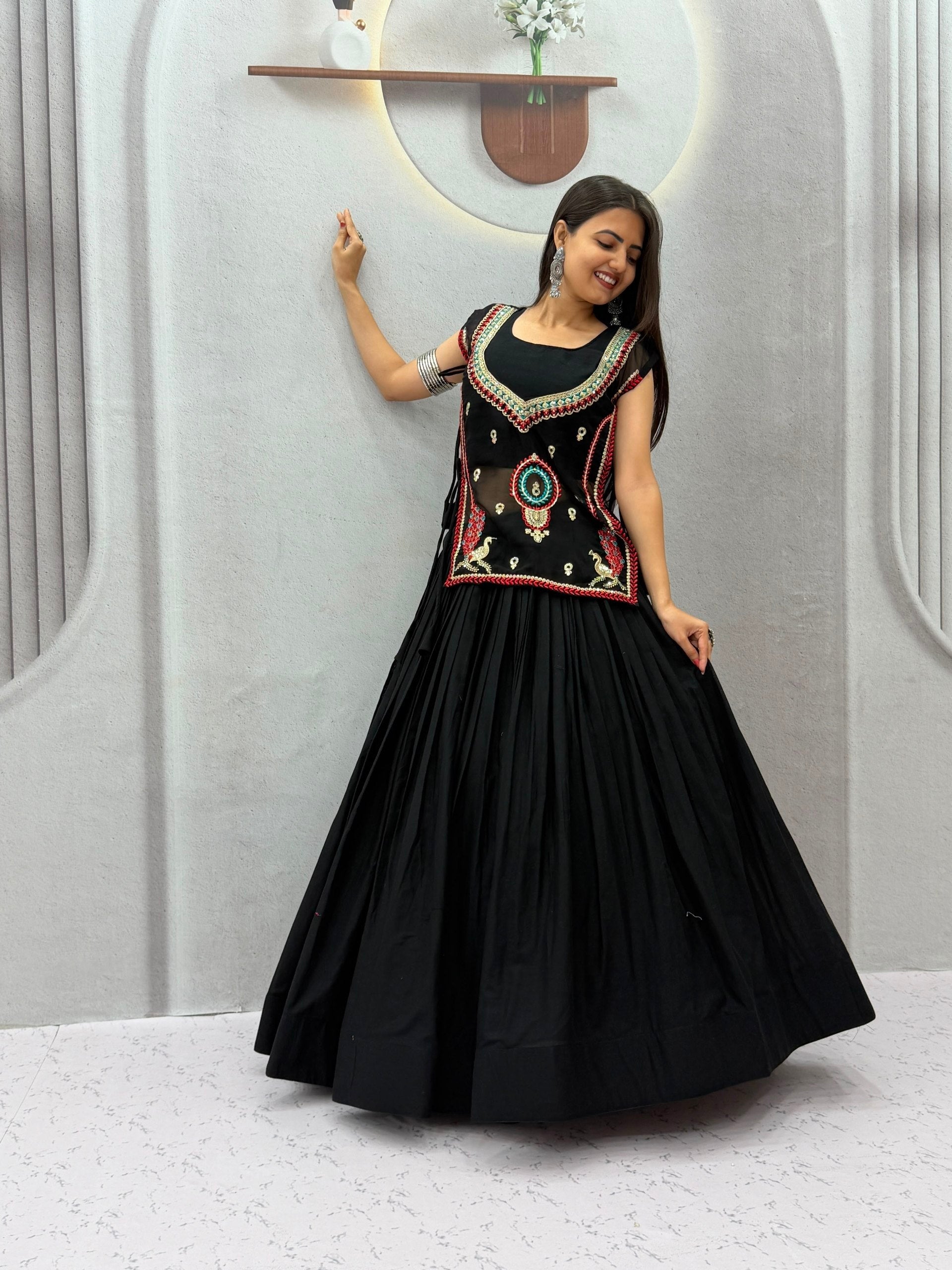BLACK MIRROR & KUTCHI GAMTHI EMBROIDERED DESIGNER NAVRATRI LEHENGA CHOLI