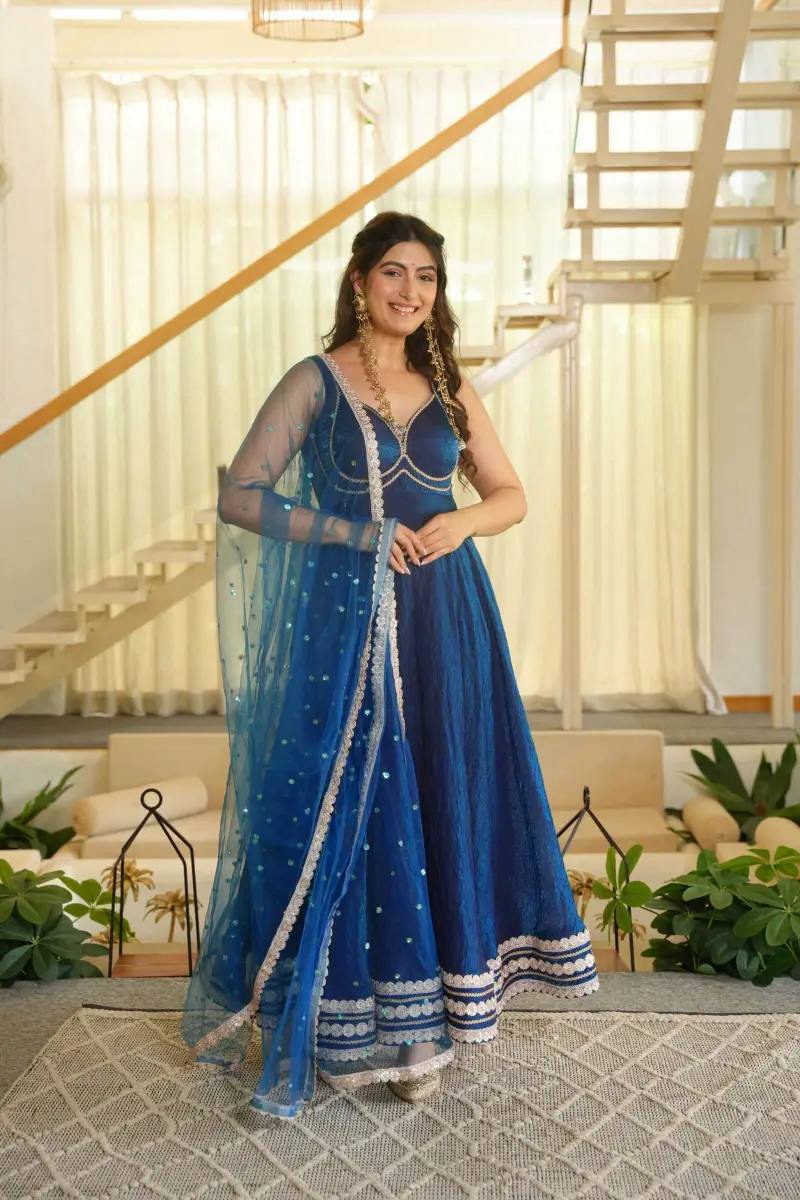 REGAL BLUE FENDY SILK HEAVY LACE WORK 7 METER FLARED GOWN SET