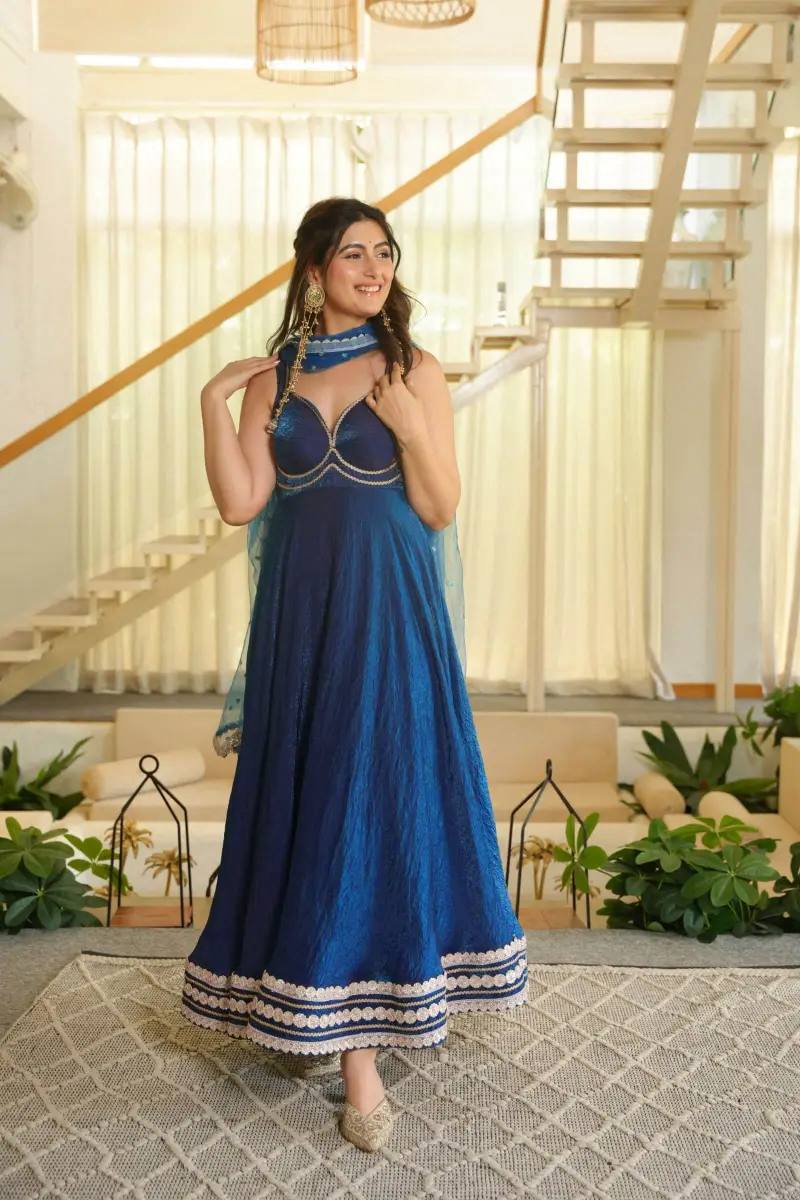 REGAL BLUE FENDY SILK HEAVY LACE WORK 7 METER FLARED GOWN SET