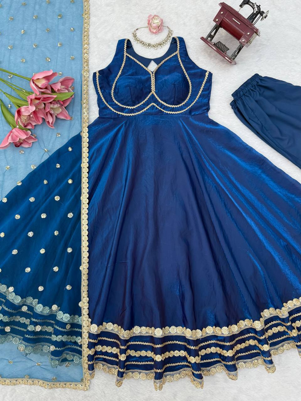 REGAL BLUE FENDY SILK HEAVY LACE WORK 7 METER FLARED GOWN SET