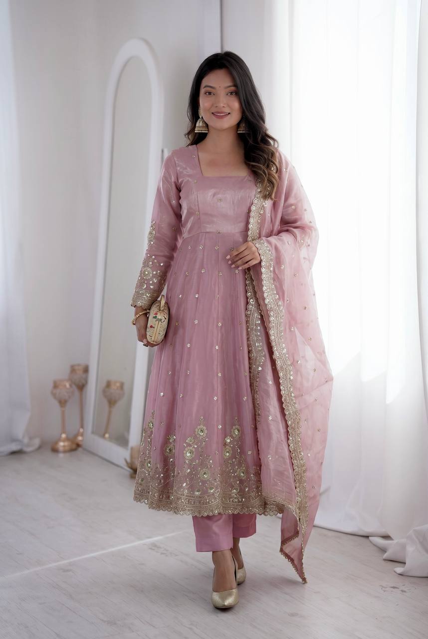 TRENDING EMBROIDERED DESIGNER ANARKALI SUIT SET