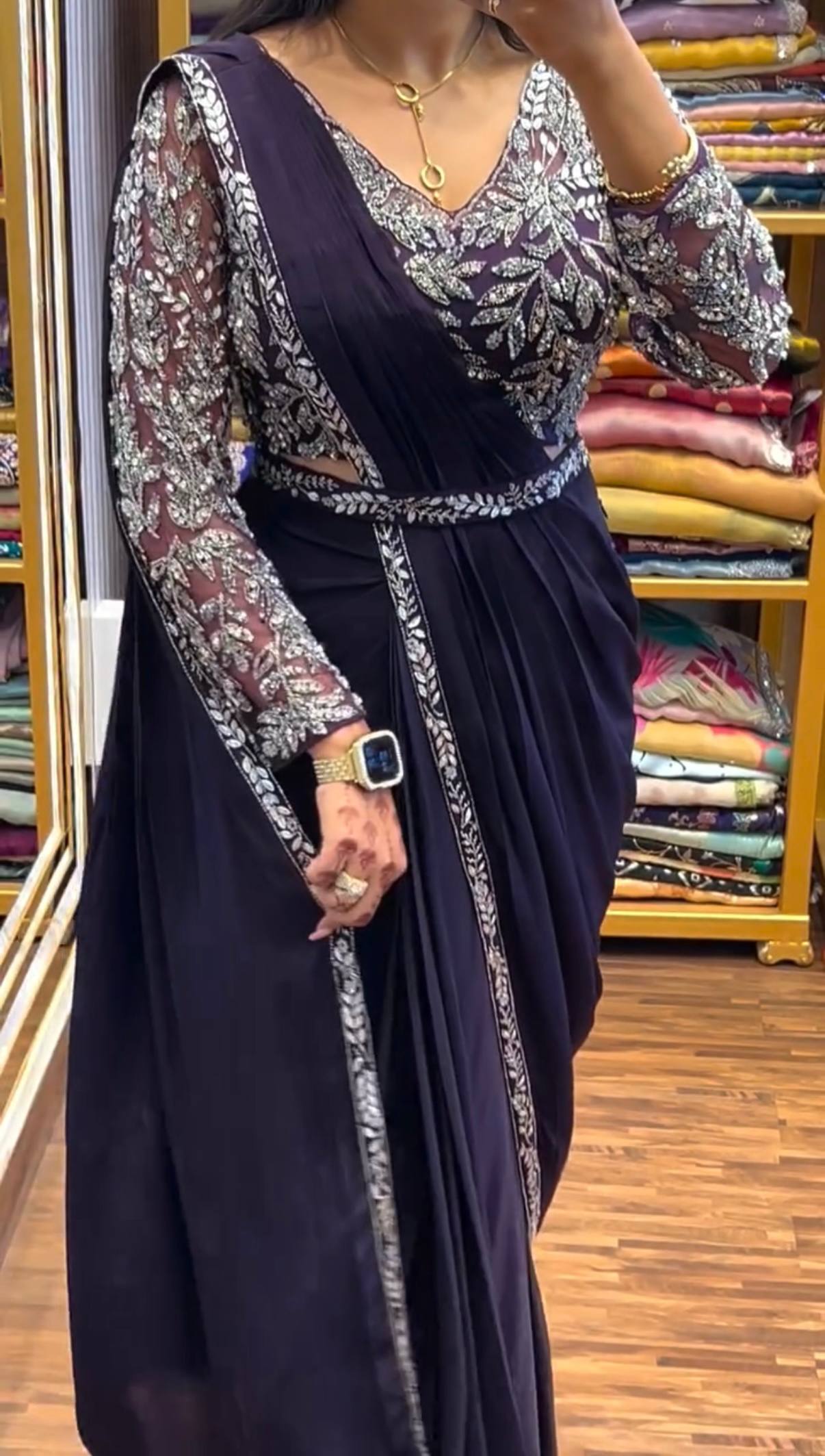 SUPERHIT TRENDING READY TO WEAR SAREE WITH STYLISH BLOUSE