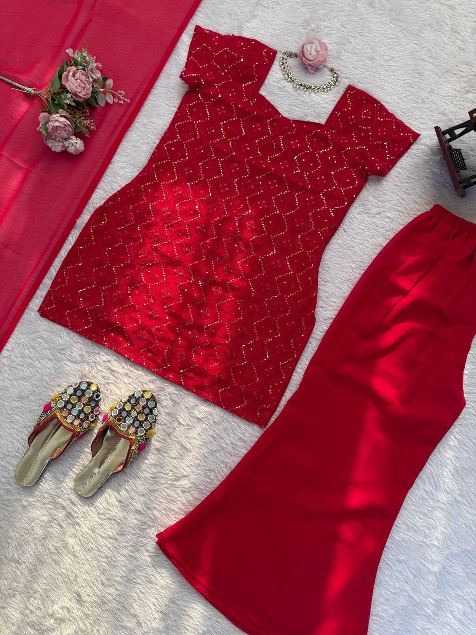 90’S STYLE ICONIC KURTA WITH BELL BOTTOM PLAZZO SET