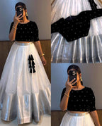 BEAUTIFUL ORGANGA BASE SOUTH INDIAN STYLE LEHENGA CHOLI