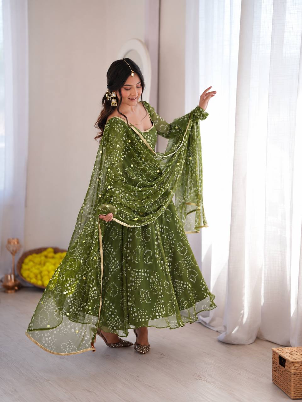 DESIGNER GREEN BANDHEJ PRINTED FLARED ANARKALI SUIT SET