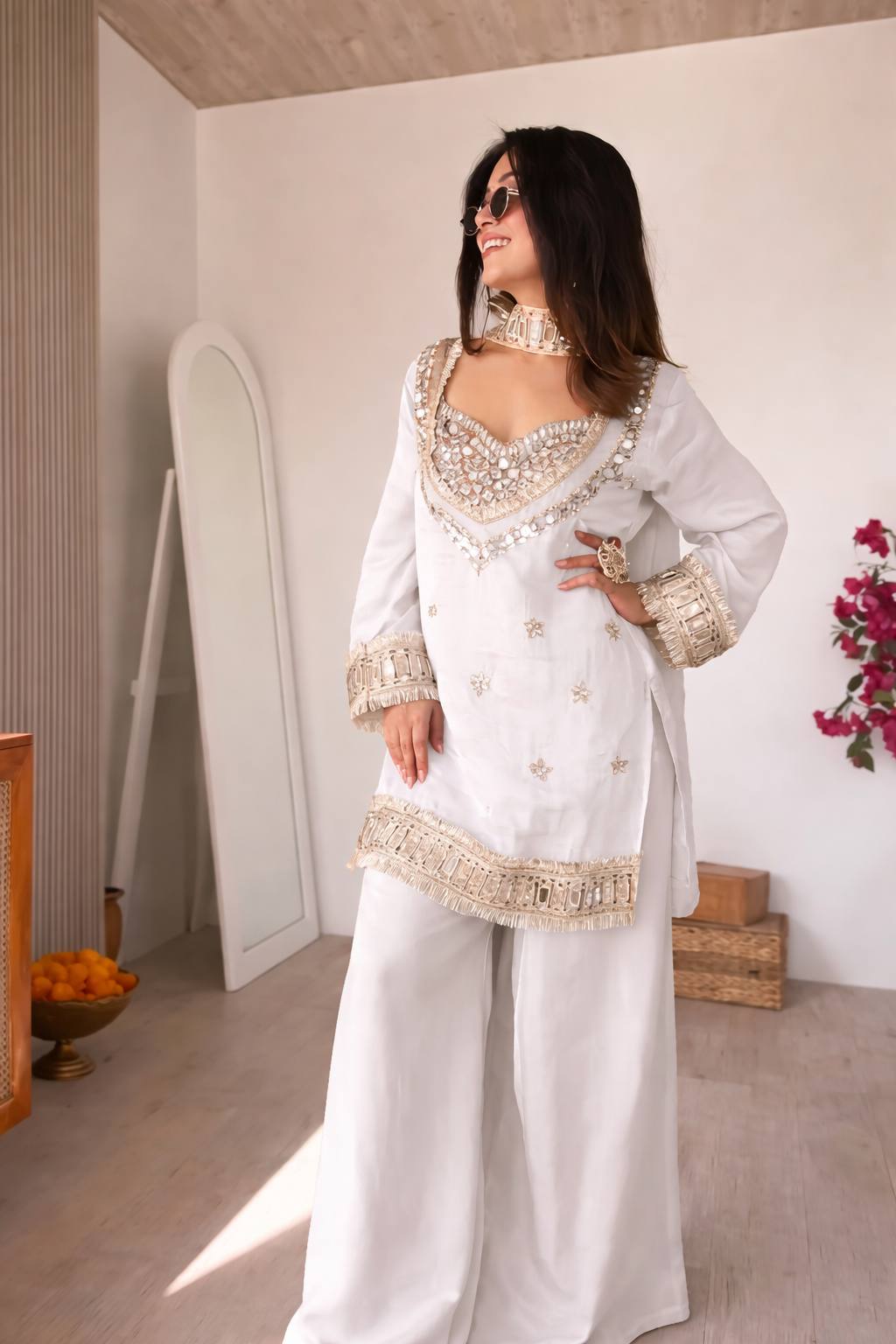 WHITE PREMIUM FENDY SILK 4 PIECE BUSTIER SET