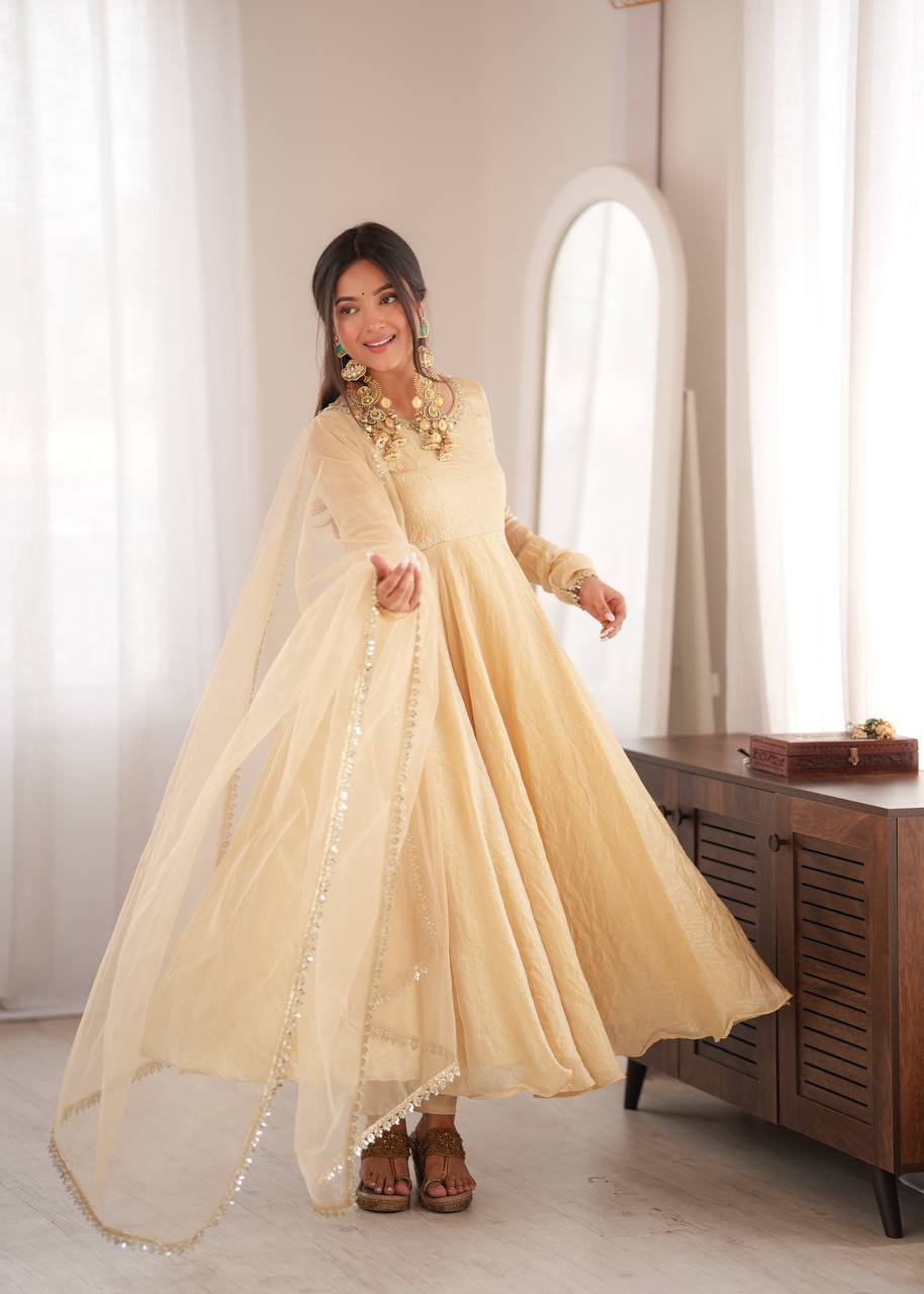ROYAL IVORY EMBROIDERED DESIGNER ANARKALI SUIT SET