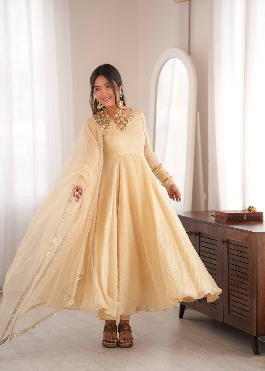 ROYAL IVORY EMBROIDERED DESIGNER ANARKALI SUIT SET