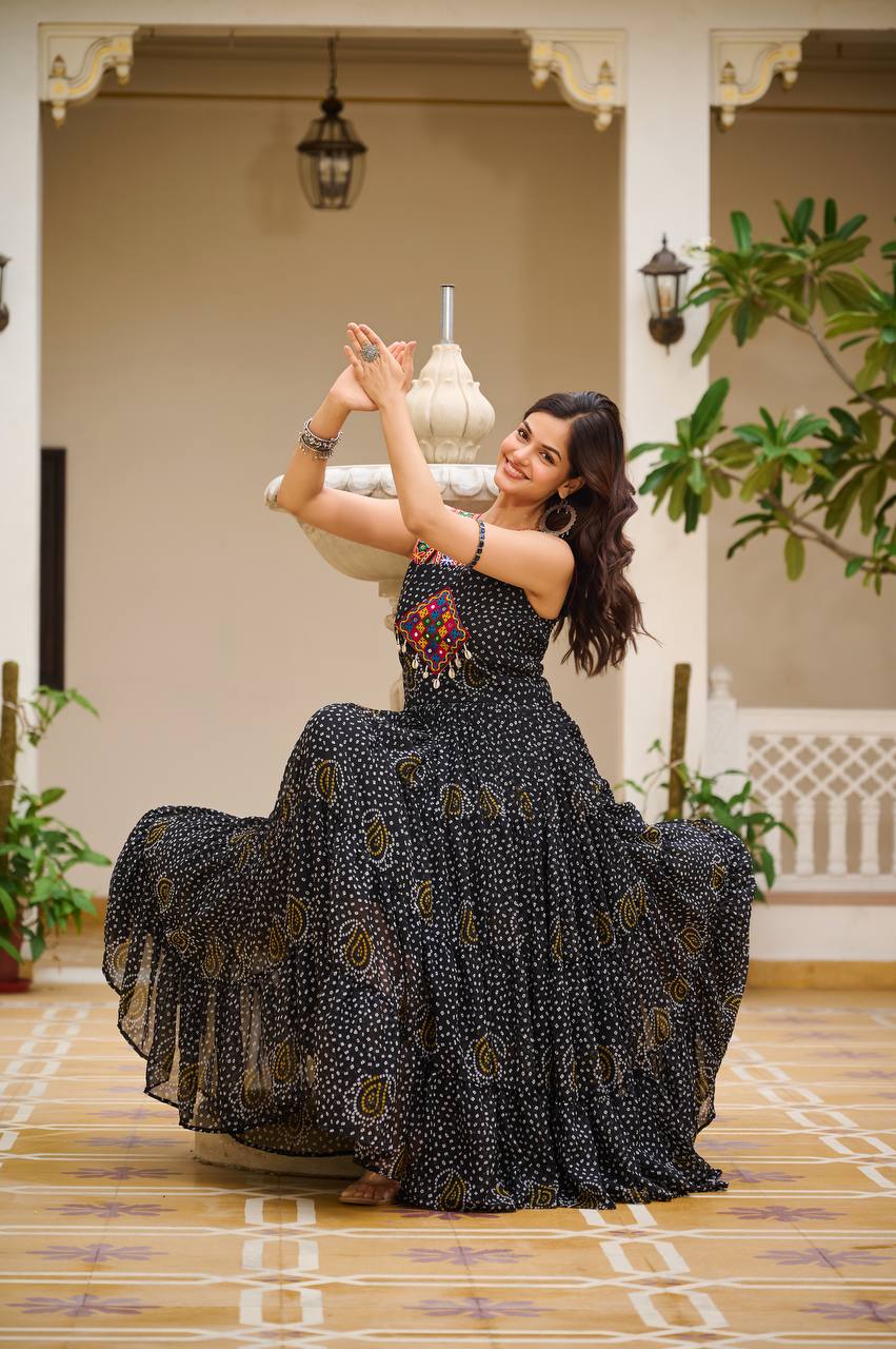 BLACK COLOR NAVRATRI SPECIAL GAMTHI WORK FULLY FLAIR GOWN
