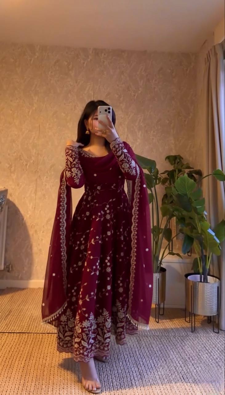 MAROON COLOR HEAVY FANDY SILK EMBROIDERY SEQUENCE WORK ANARKALI SUIT
