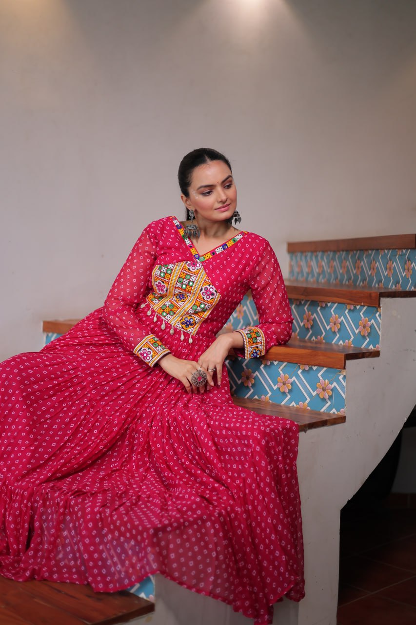 PINK COLOR GEORGETTE BANDHANI PRINT NAVRATRI GOWN
