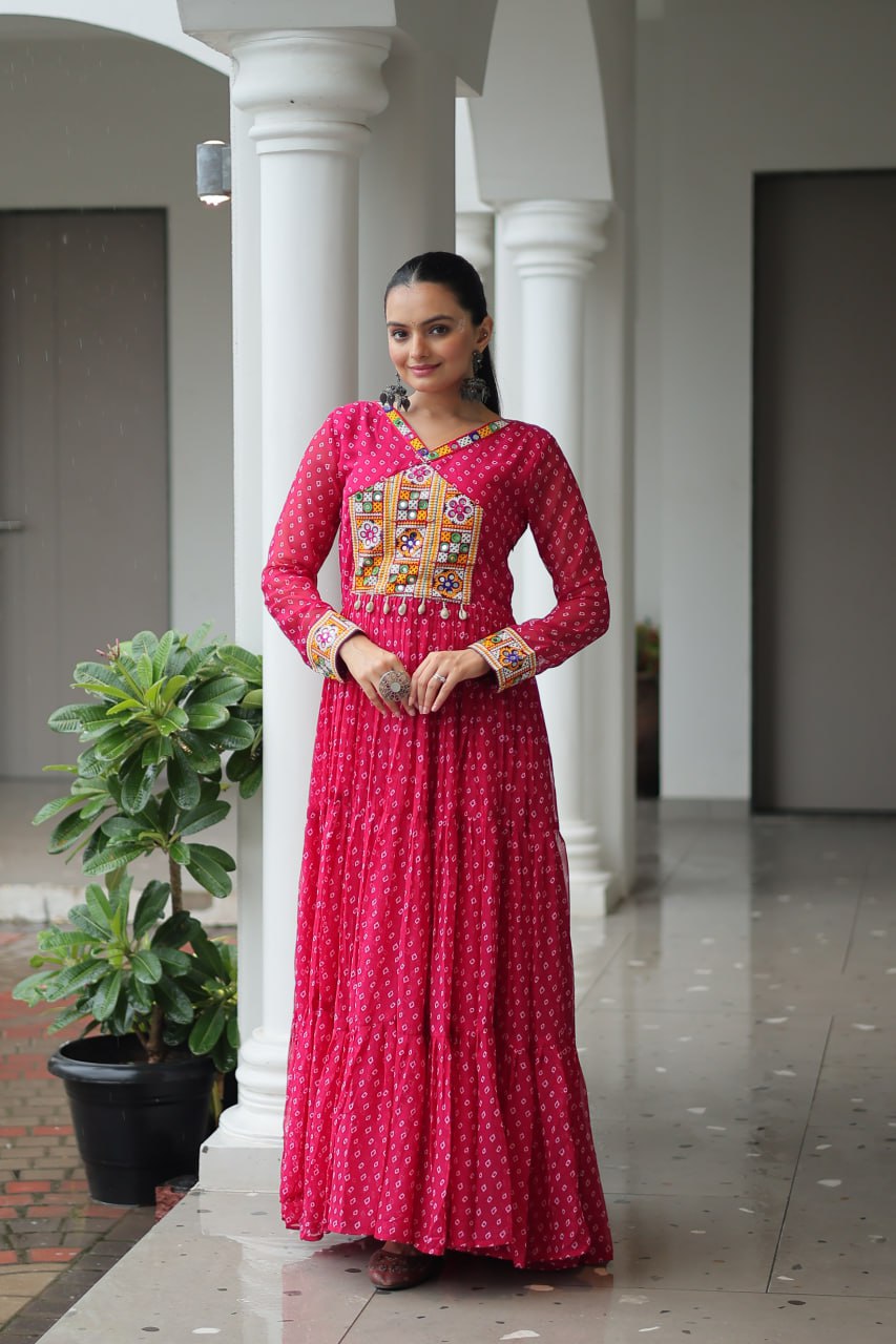 PINK COLOR GEORGETTE BANDHANI PRINT NAVRATRI GOWN