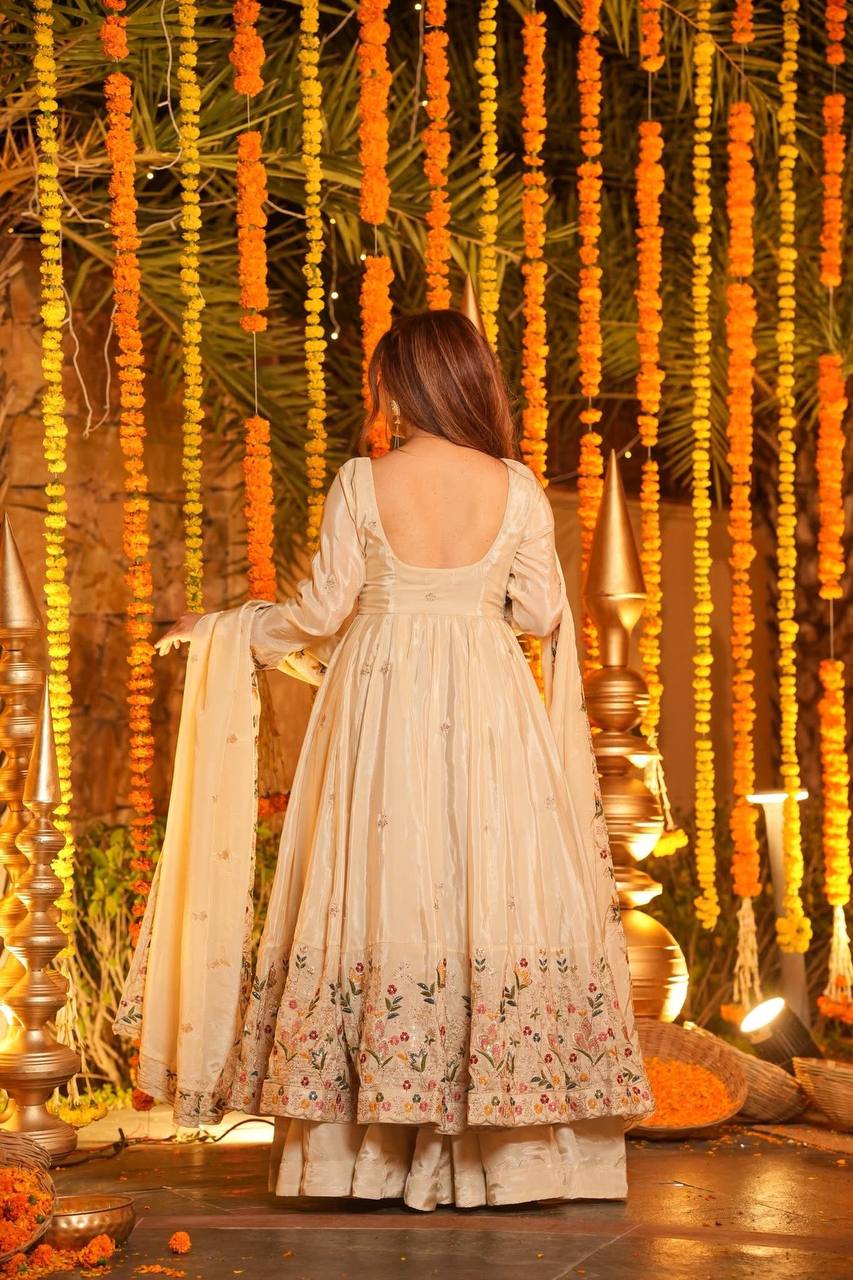 OFF WHITE MASTANI FLORAL ANARKALI SUIT SET OF 3