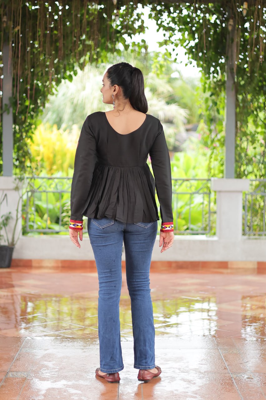 BLACK COLOR ROMAN SILK BASE GAMTHI WORK NAVRATRI KEDIYA