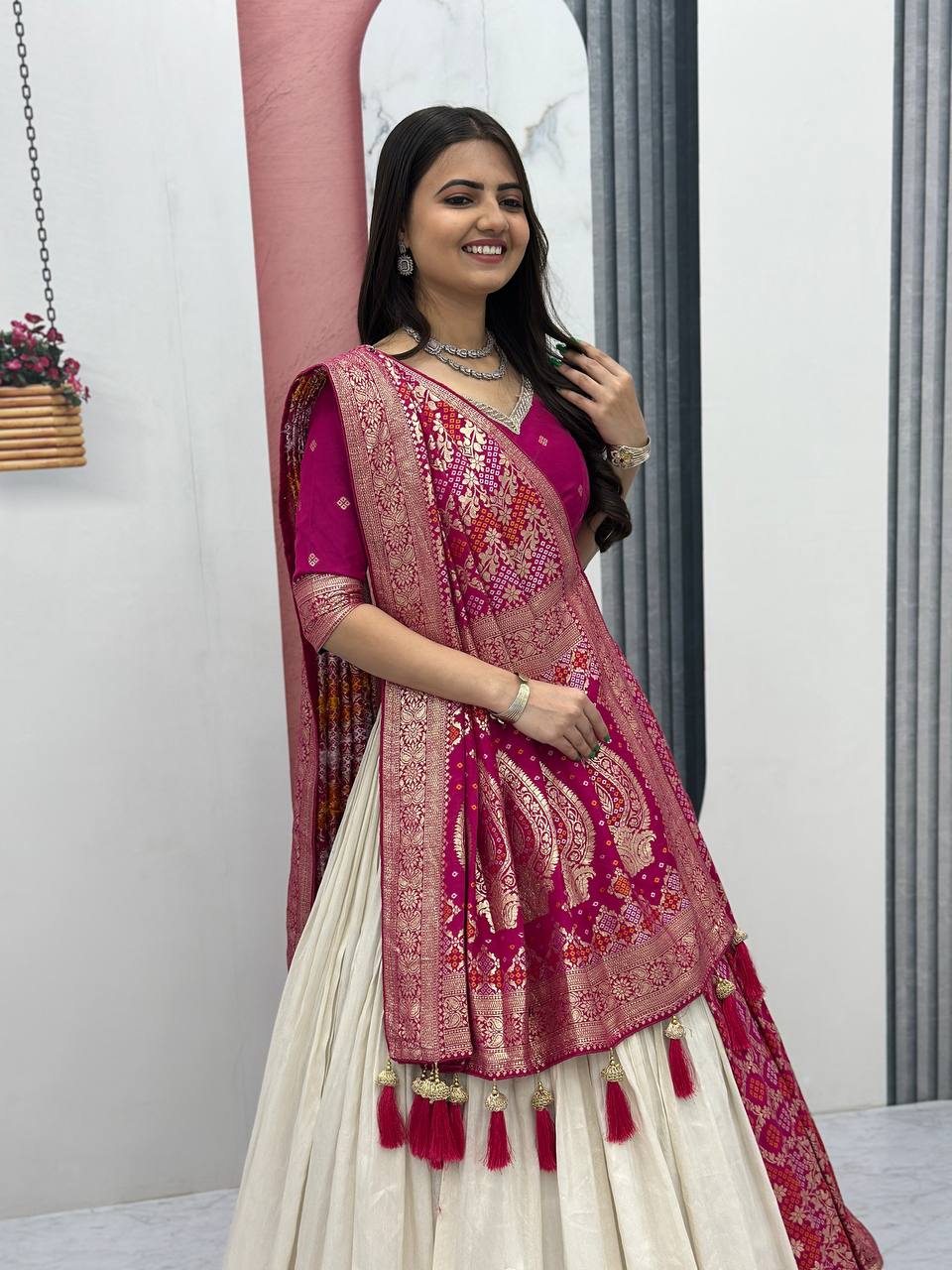 WEDDING SPECIAL TRENDING LEHENGA SAREE