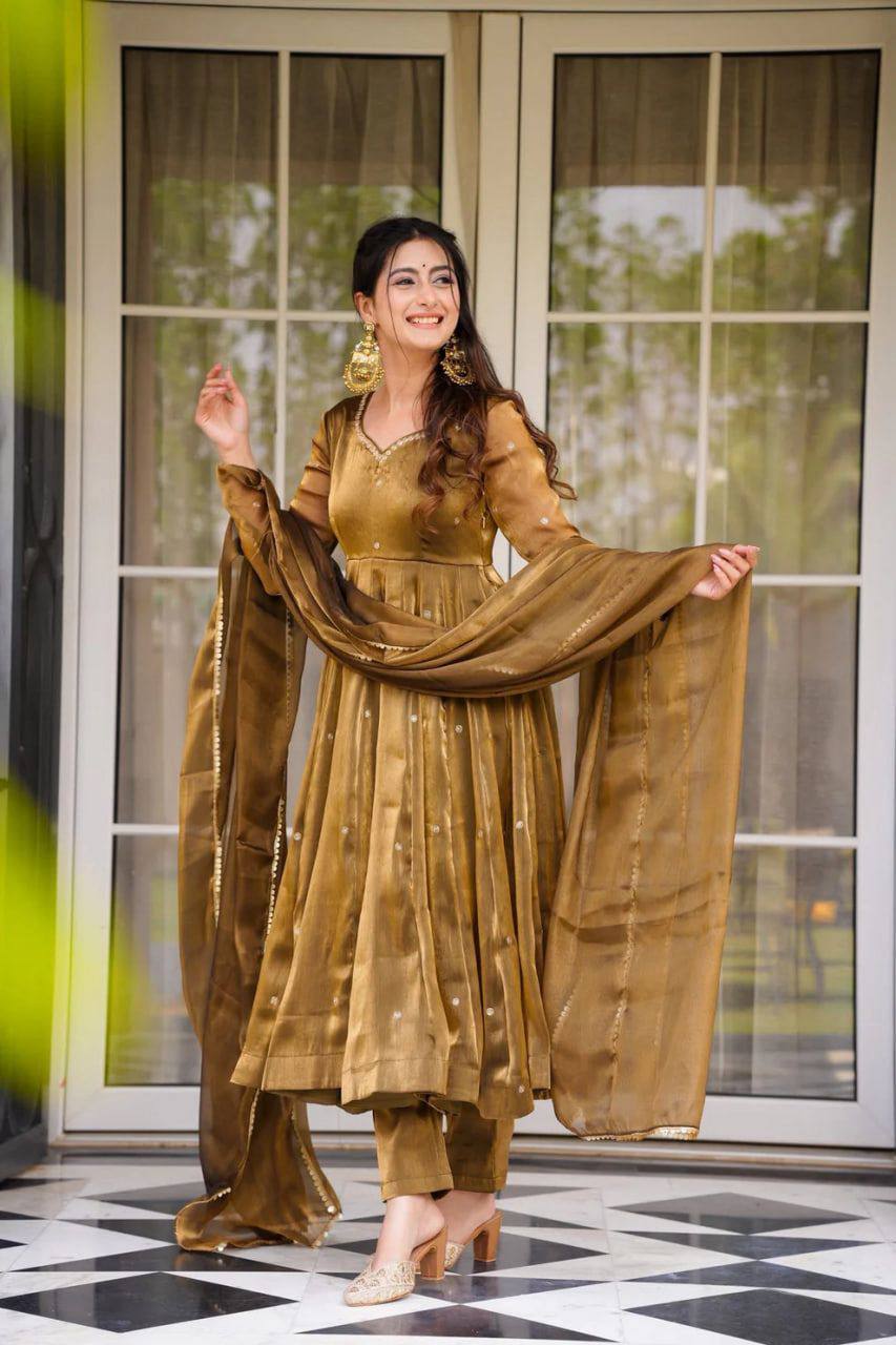 RUSTIC GOLD DESIGNER GOWN FOR WEDDING SEASON
