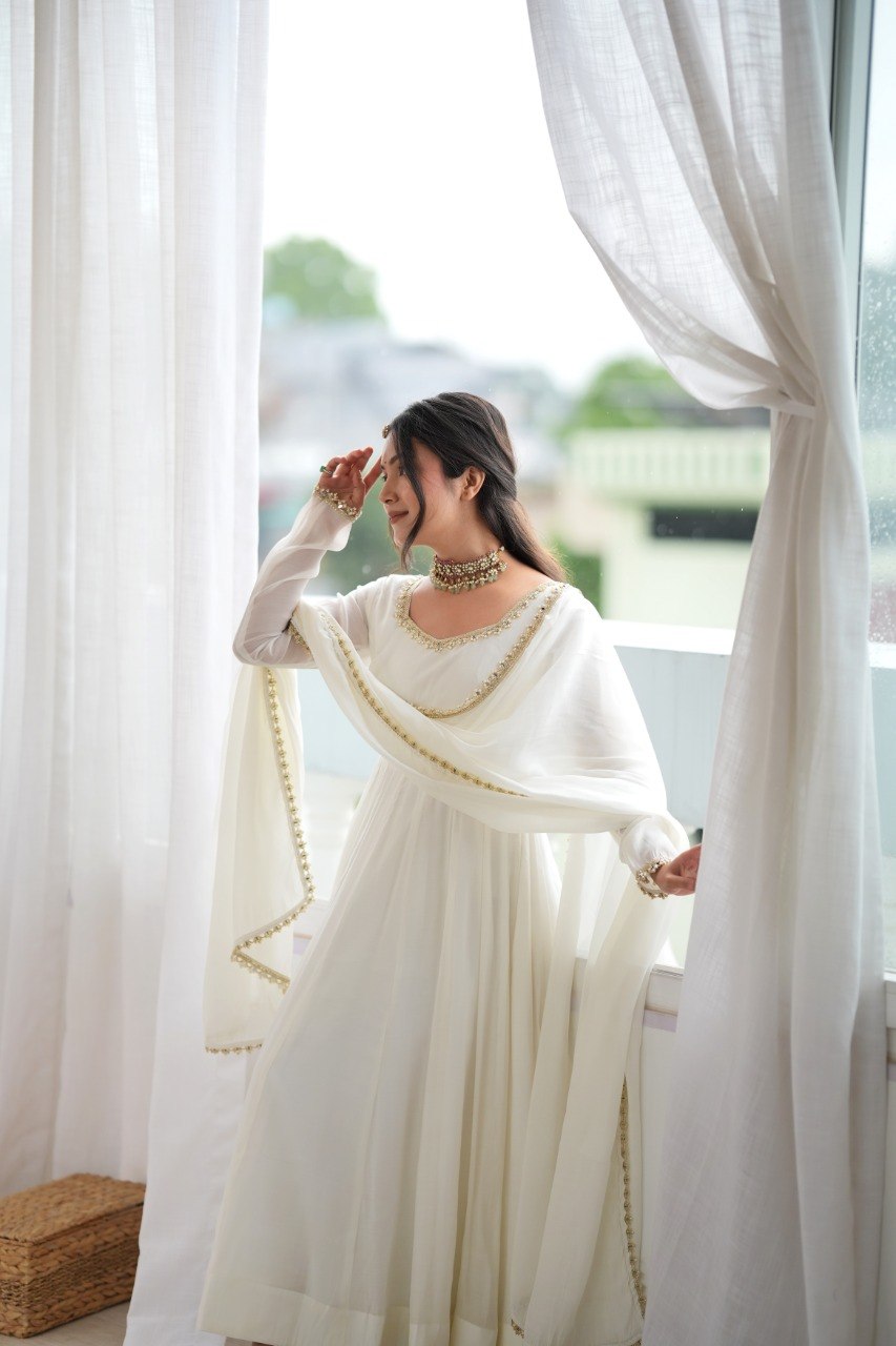 DESIGNER OFF WHITE MAL CHANDERI MIRROR WORK 16 KALI ANARKALI SUIT SET