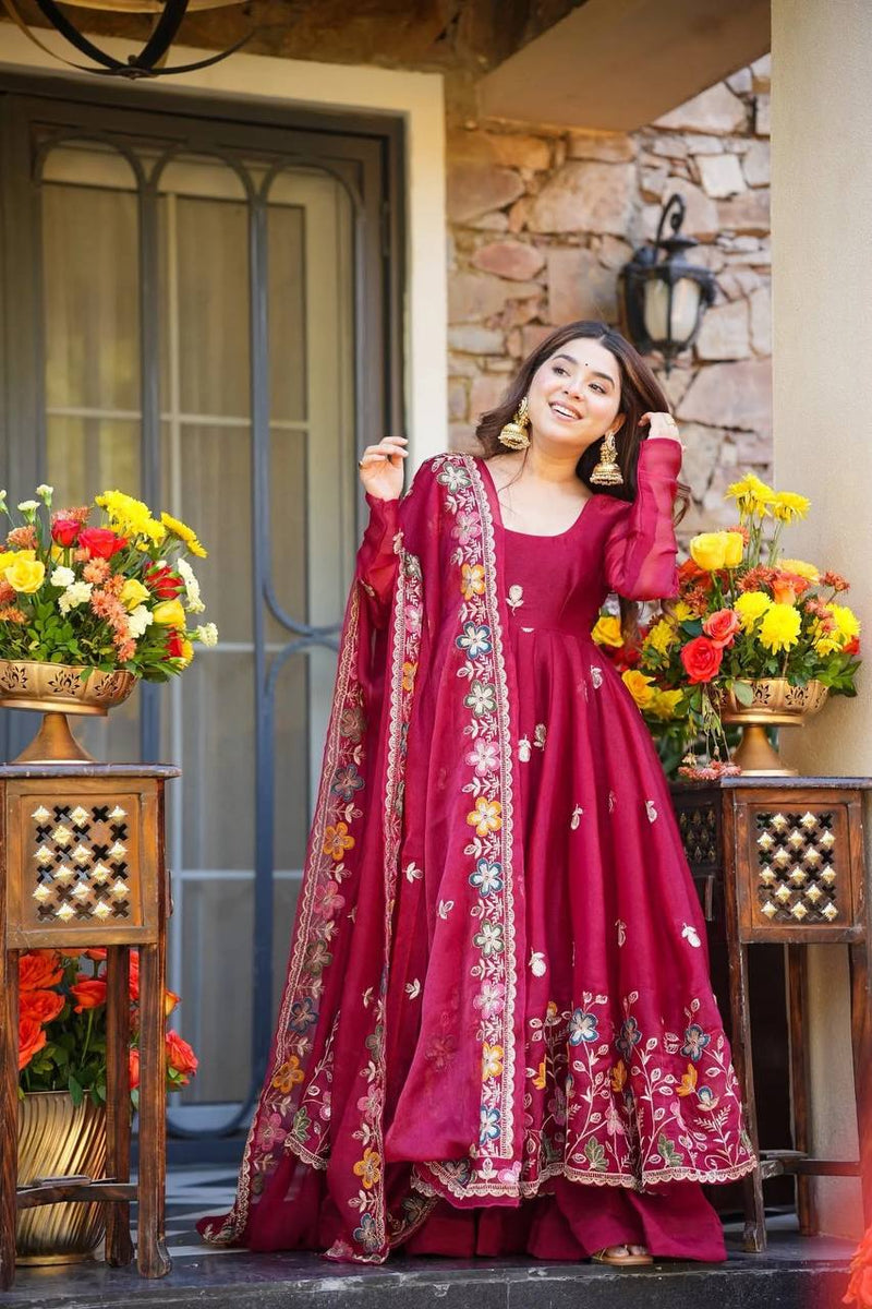 KEILLOW FLORAL ANARKALI SUIT SET OF 3