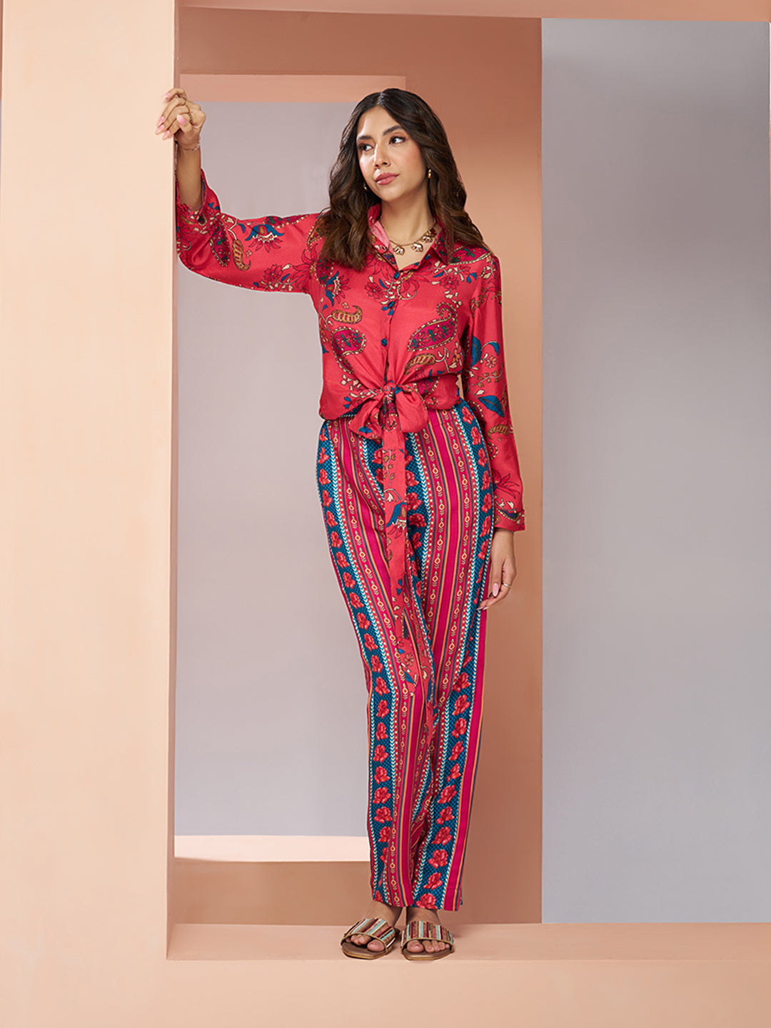 Coral Pink Pure Muslin Silk Designer Co-Ord Set for Women