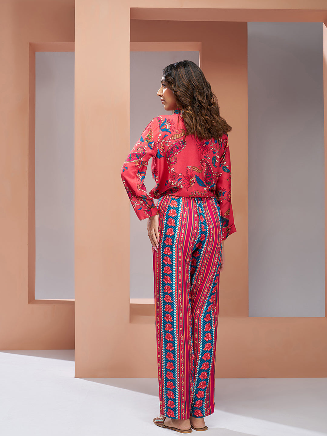 Coral Pink Pure Muslin Silk Designer Co-Ord Set for Women