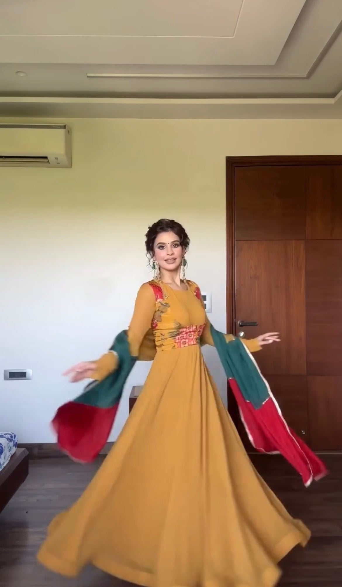 PREMIUM FAUX GEORGETTE BASE ANARKALI SUIT SET