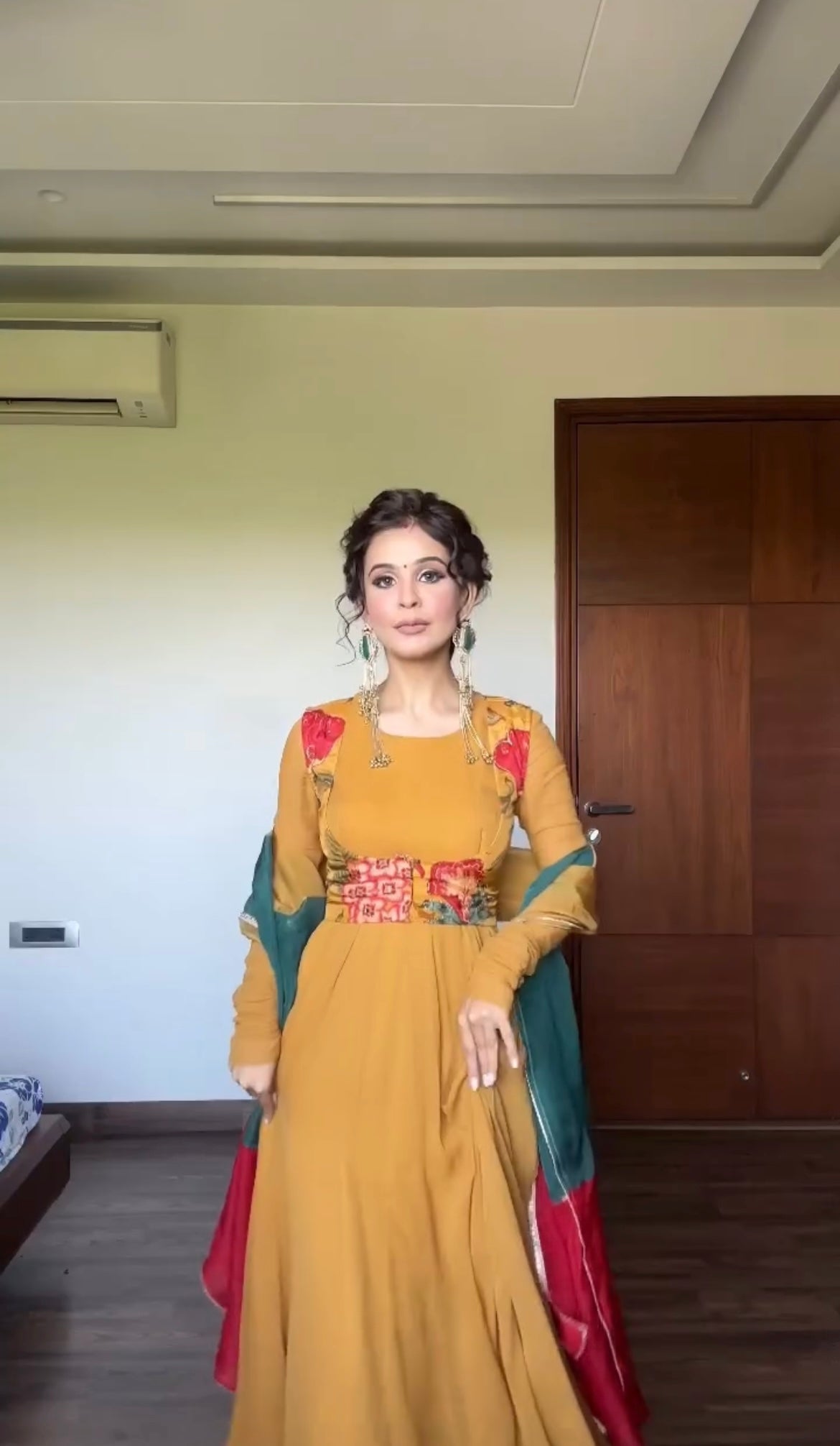PREMIUM FAUX GEORGETTE BASE ANARKALI SUIT SET