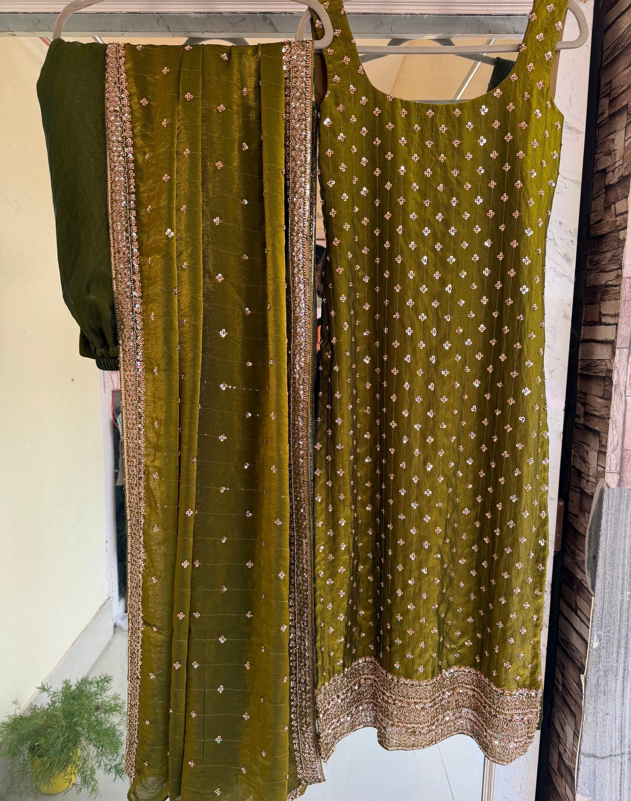 MEHNDI GREEN SUIT SET BY ETHNICVOUGE