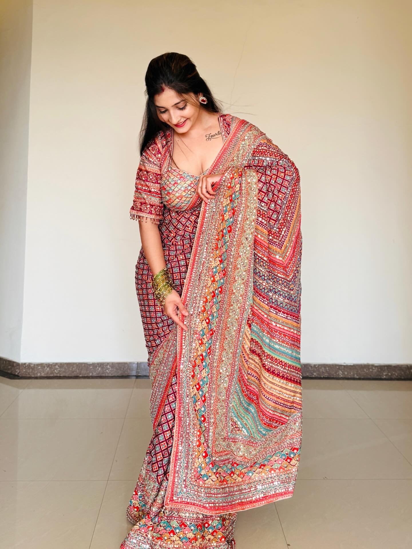 ROYAL LOOK HEAVY CHINON SILK SAREE WITH HAND MIRROR WORK