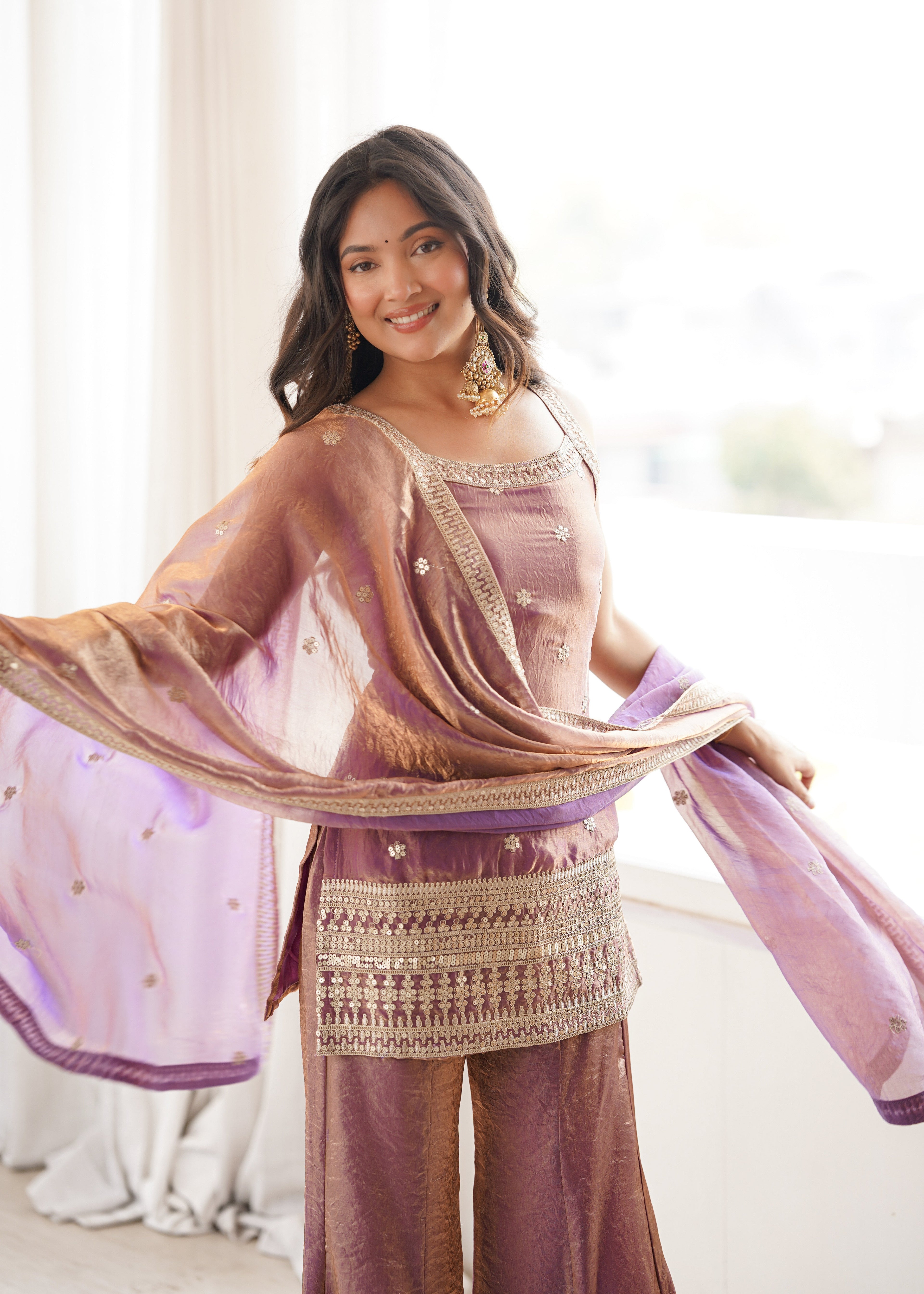 DUSTY PINK FENDY SILK EMBROIDERED KURTA WITH BELL BOTTOM SET