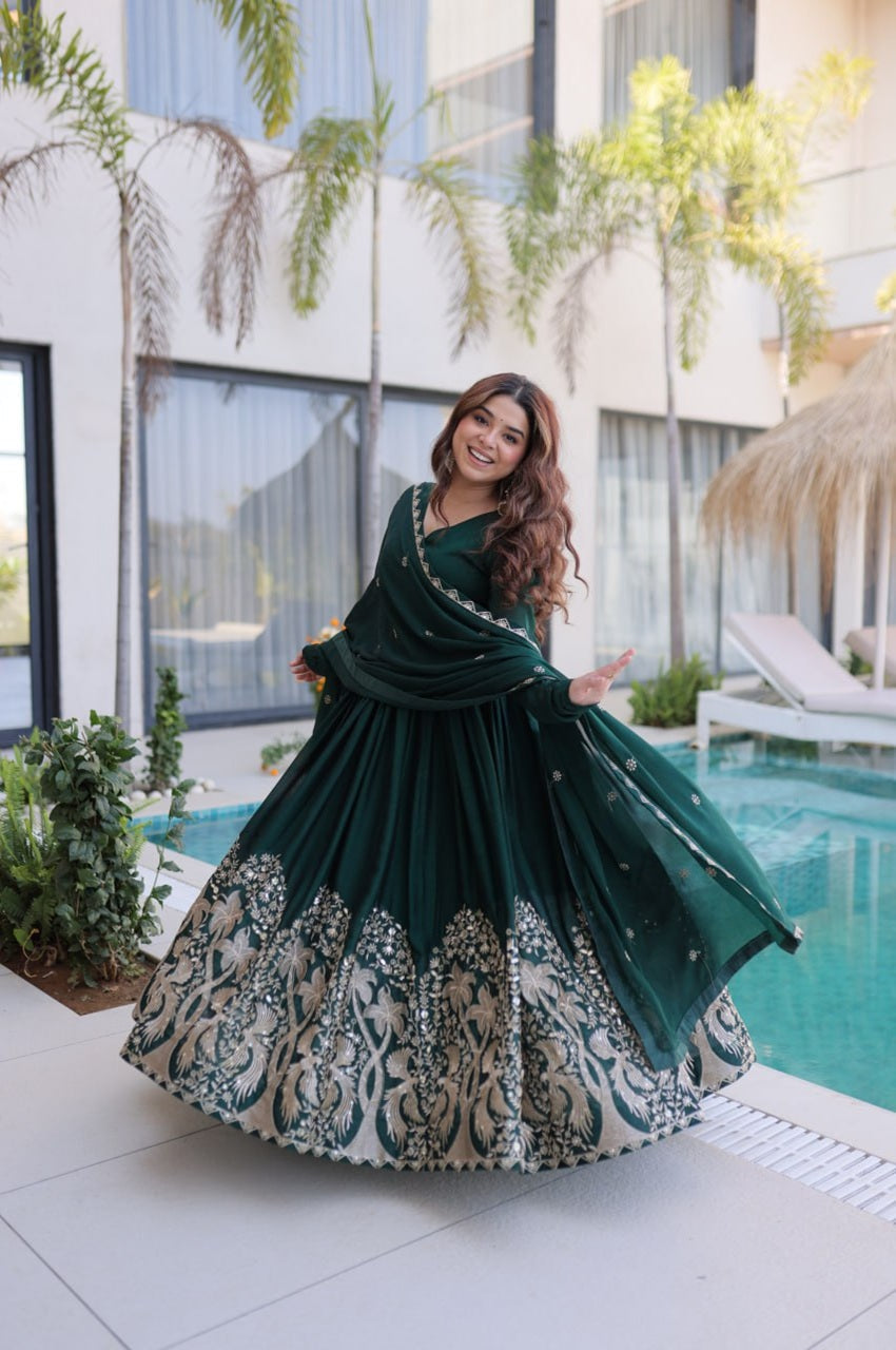 RICH GREEN RANGOLI SILK GOWN SET