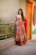 ELEGANT FLORAL MUSLIN SUIT SET WITH FAUX BLOOMING DUPATTA