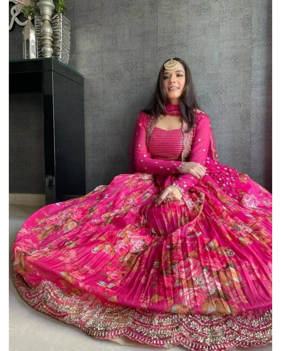 PINK COLOR GEORGETTE FABRIC SEQUENCE WORK PARTY WEAR LEHENGA CHOLI
