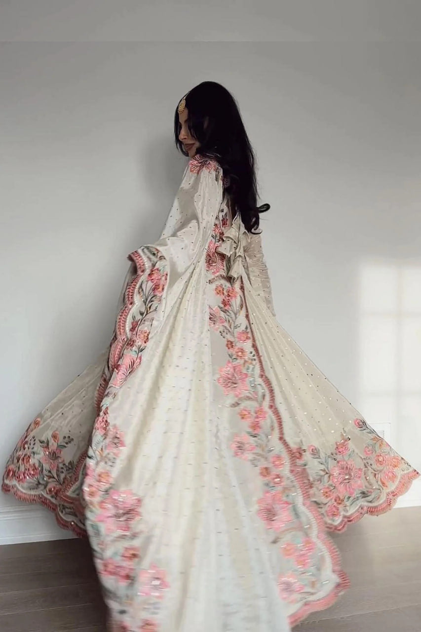 OFF WHITE VICHITRA SILK GOWN SET